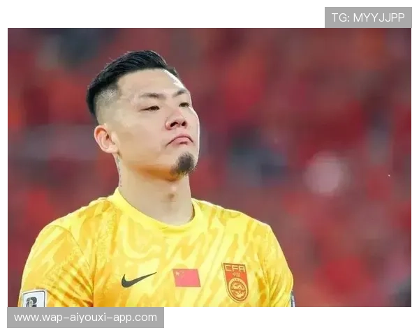 王大雷在训练中完成连续三次扑救，状态保持稳定入选国足